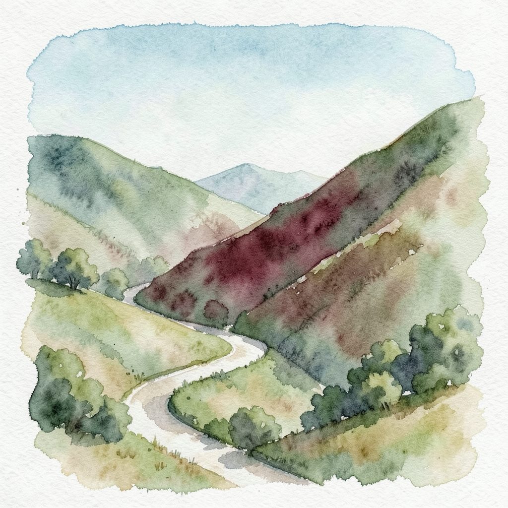 Aquarellbild einer bergigen Landschaft mit gewundenen Wegen, in erdigen Grüntönen und sanftem Himmelblau, das Thema Routenplanung andeutend